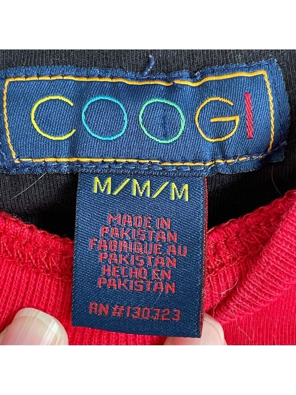 Vintage 1990’s Coogi Australia Authentic Tee Size Medium - Picture 5 of 9